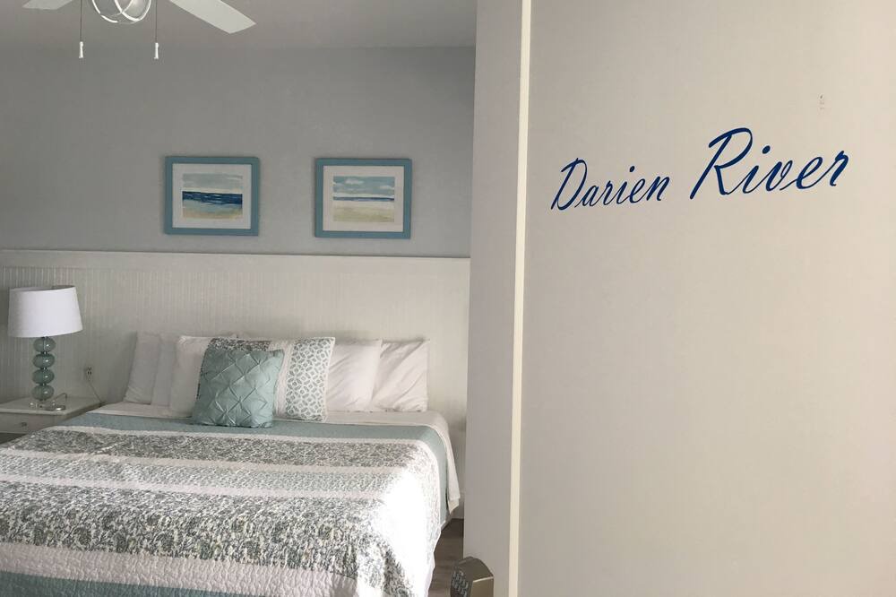 Photo of Bedroom in Darien