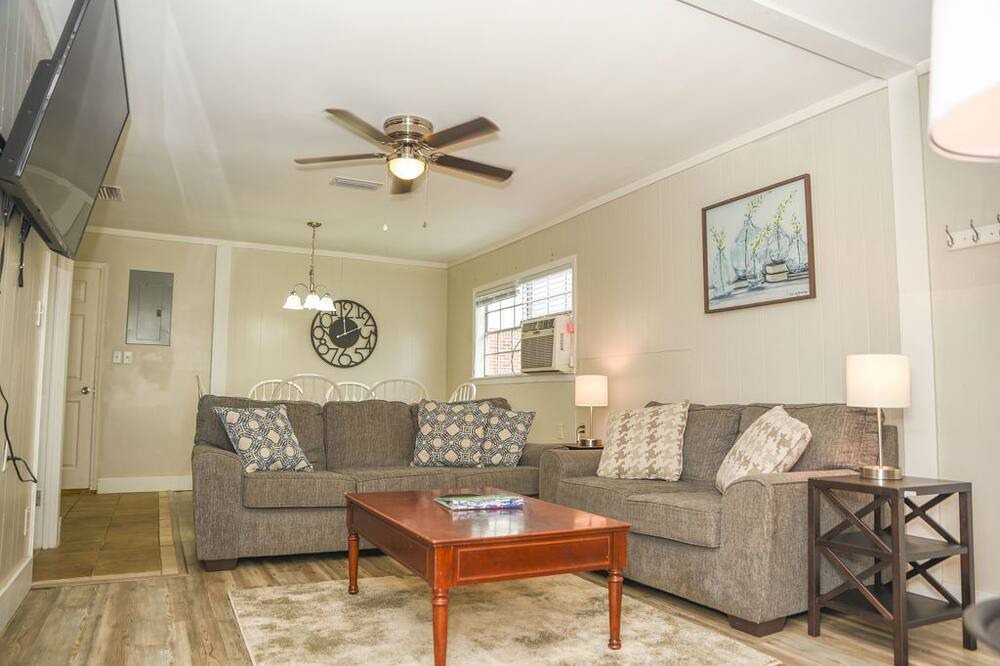 Photo of Bedroom in Grand Bay