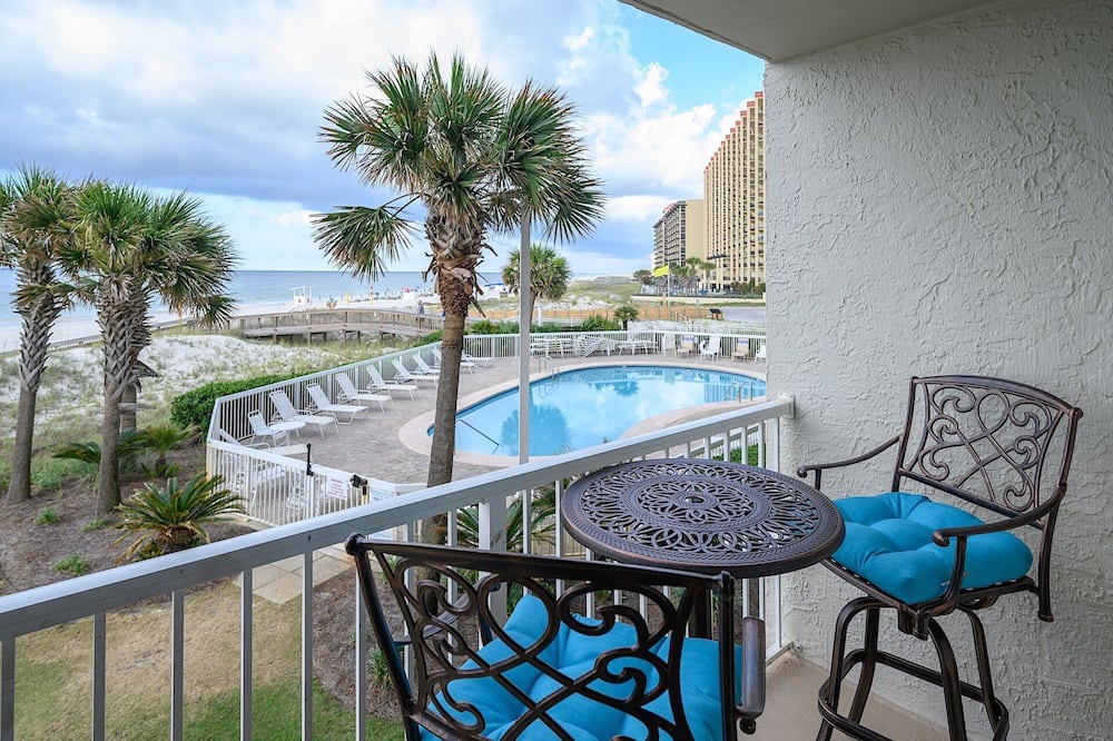 Photo of Patio Balcony in Ono Island