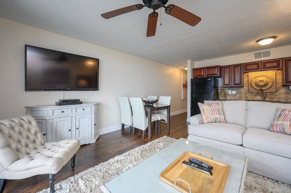 Photo of Livingroom in Ono Island