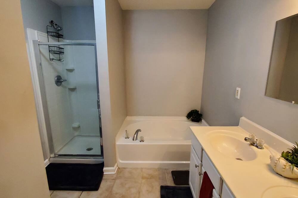 Photo of Bathroom in Atlanta