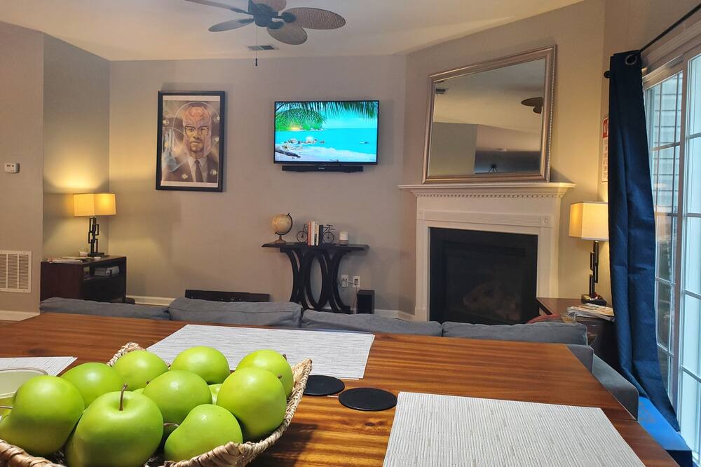 Photo of Livingroom in Atlanta
