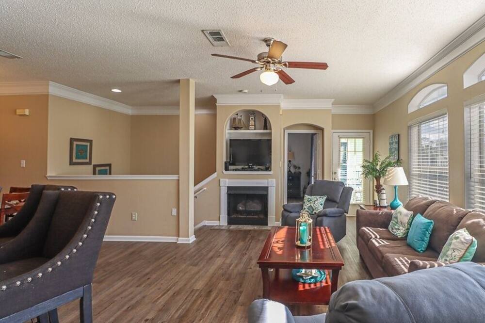 Photo of Livingroom in Gulfport