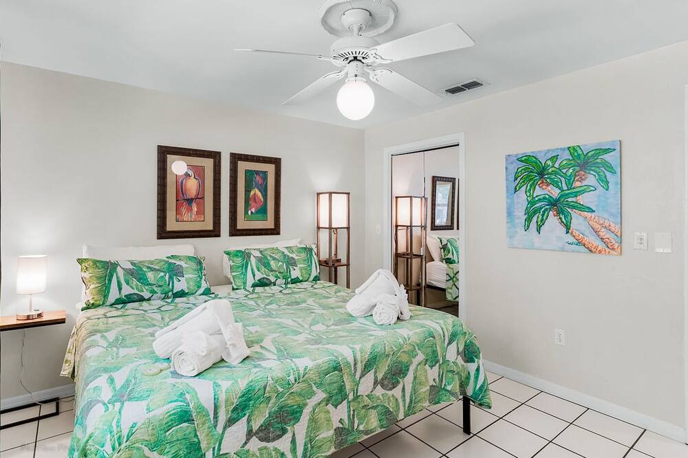 Photo of Bedroom in Independence Square