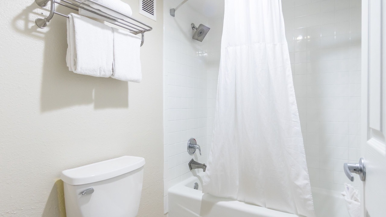 Photo of Bathroom in Fernandina Beach