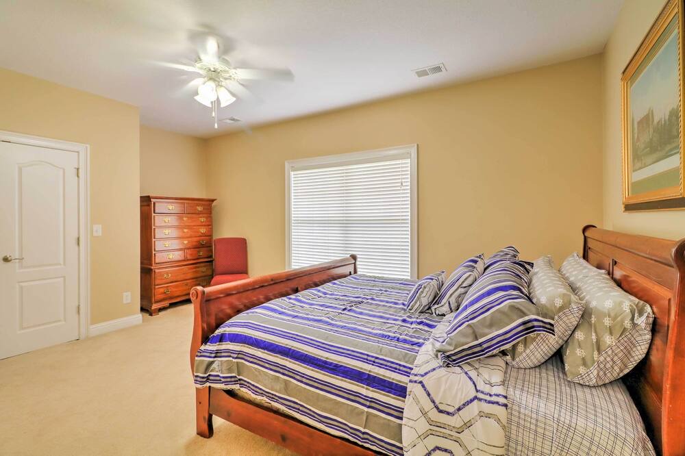 Photo of Bedroom in Zebulon