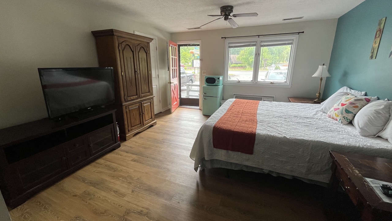 Photo of Bedroom in Maggie Valley