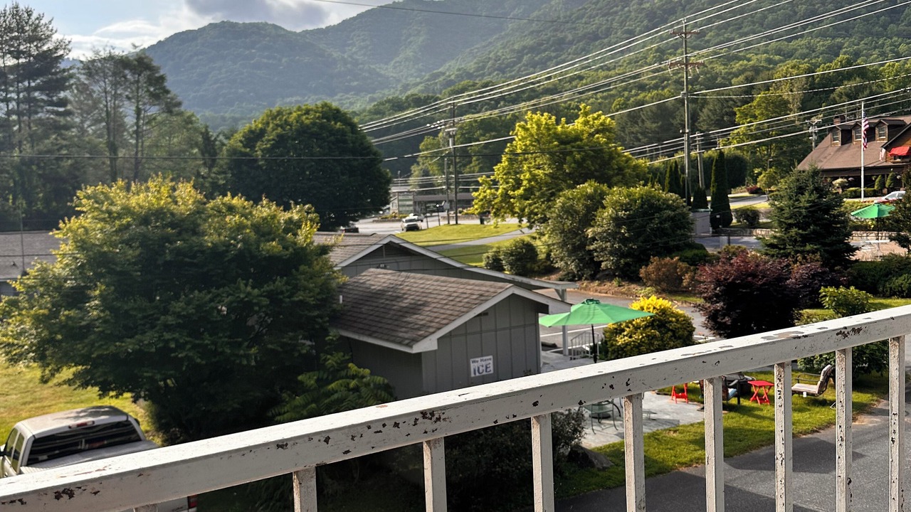 Photo of Bedroom in Maggie Valley