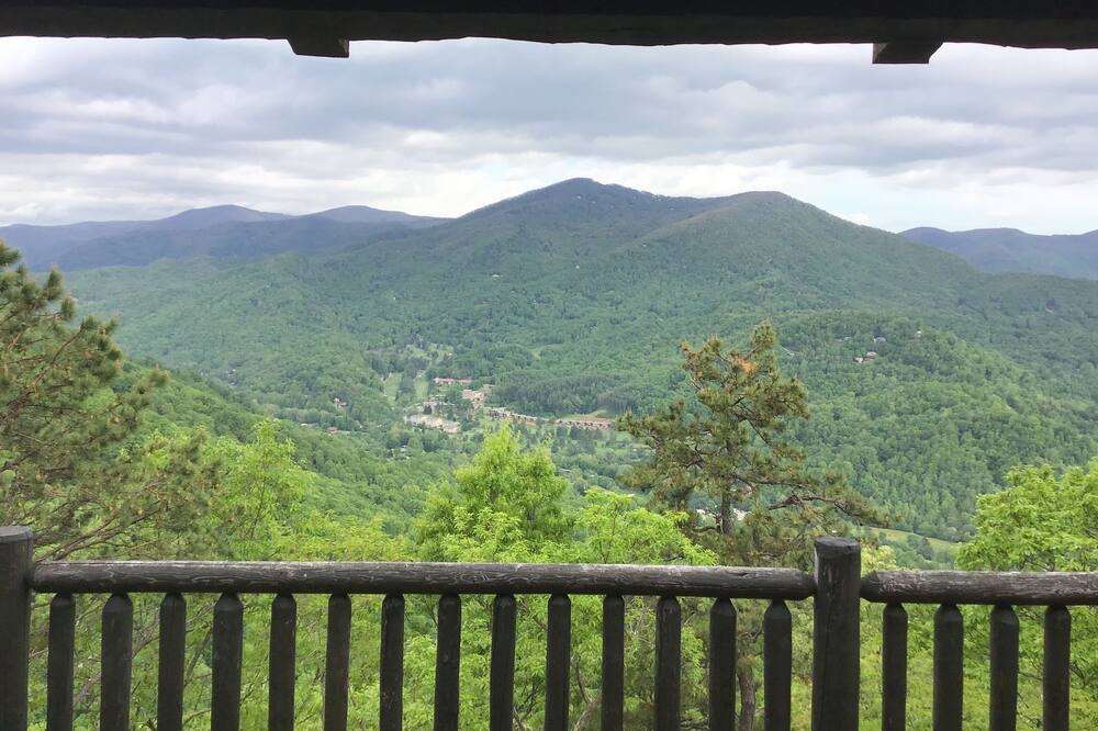 Photo of Outdoor in Waynesville