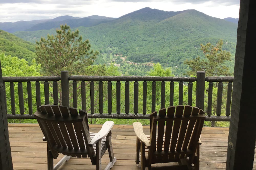 Photo of Patio Balcony in Waynesville