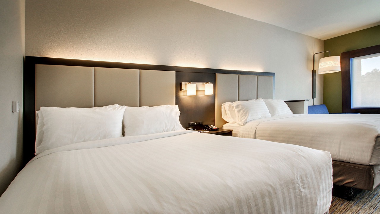Photo of Bedroom in Summerville