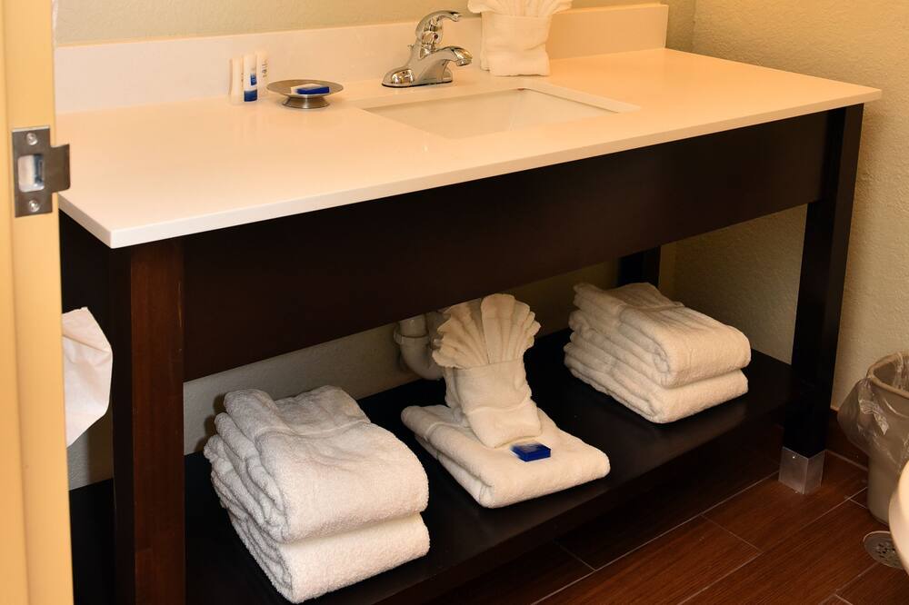 Photo of Bathroom in Fairburn