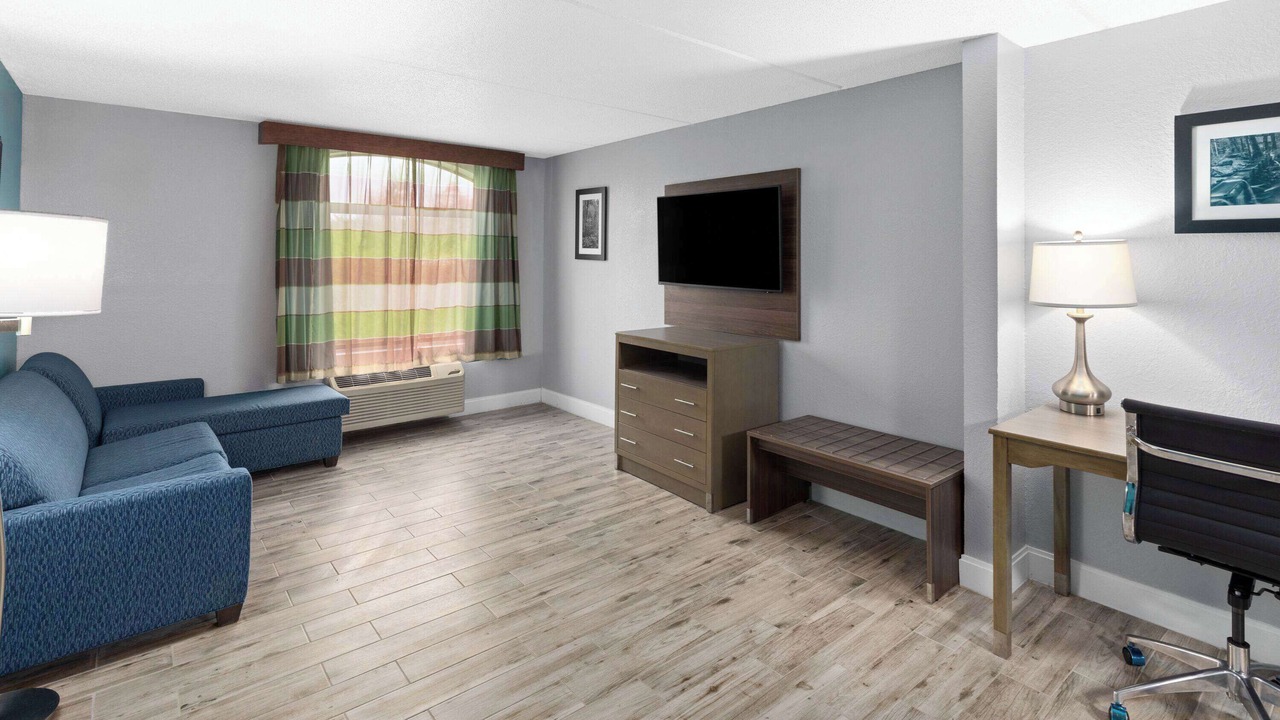 Photo of Bedroom in Kodak