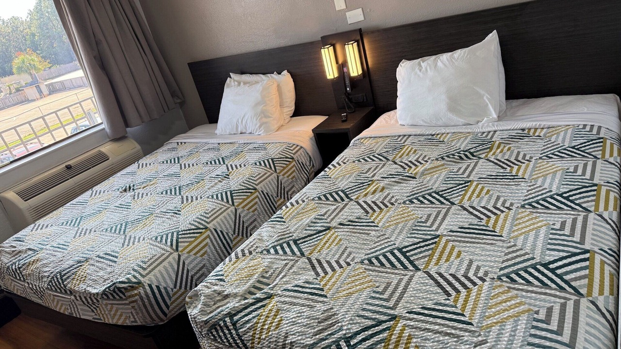 Photo of Bedroom in Gulfport