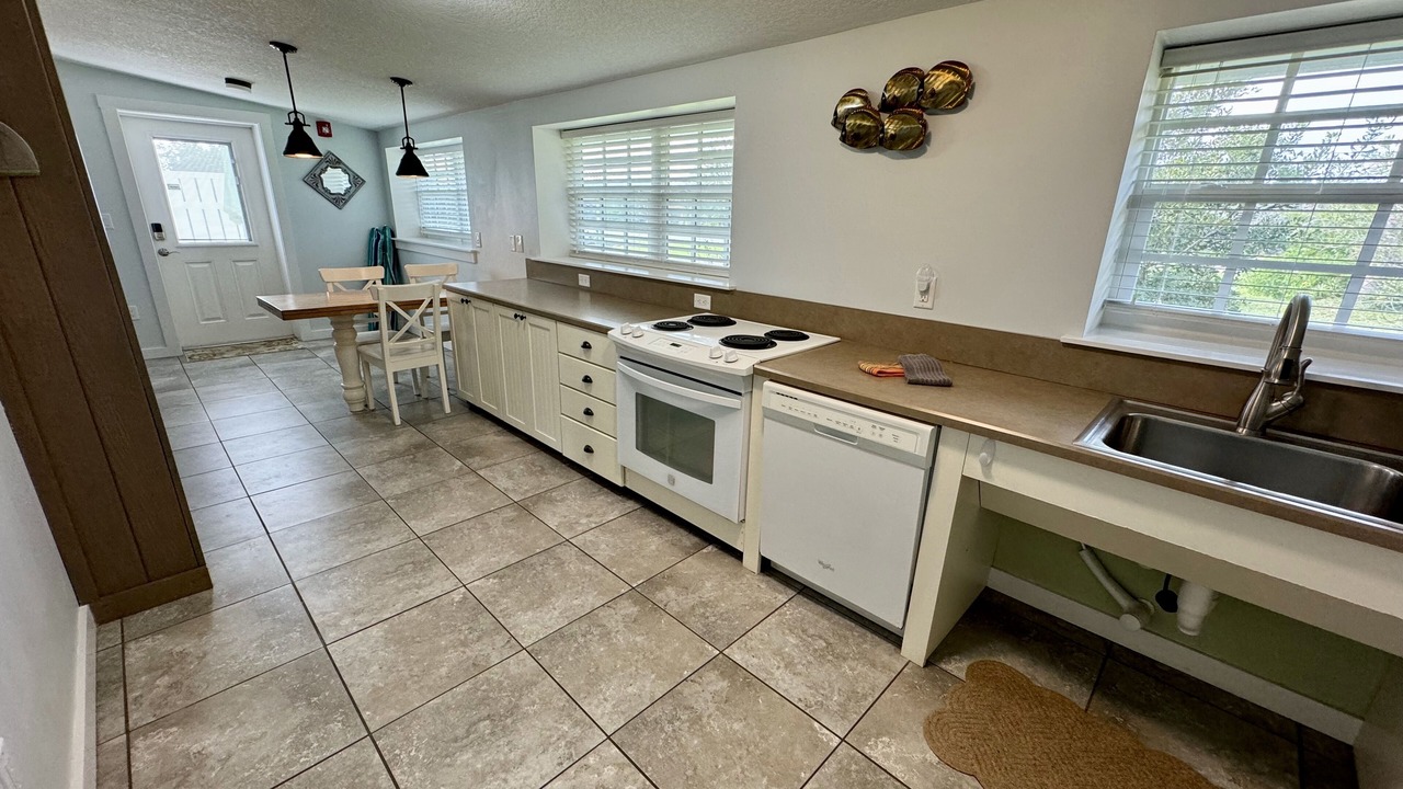 Photo of Kitchen in Crescent Beach