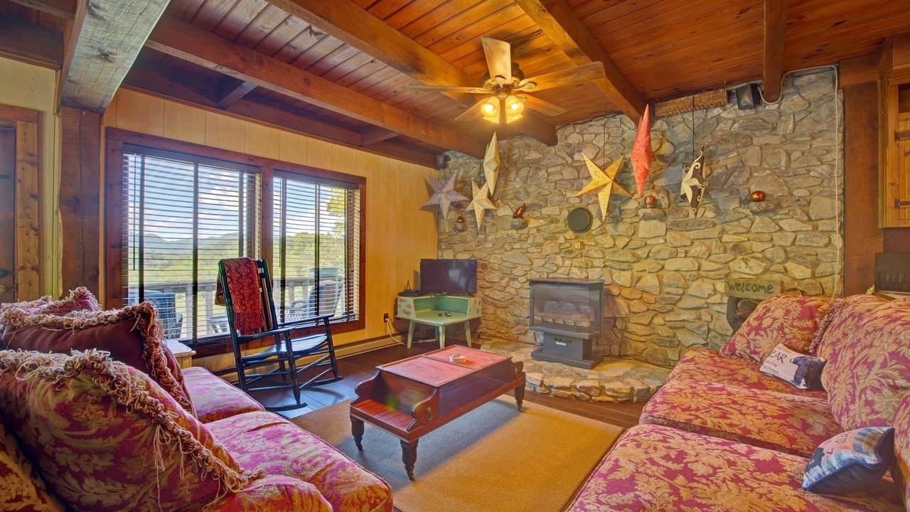 Photo of Livingroom in Canton
