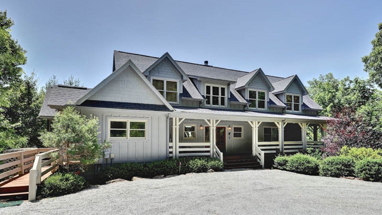 Photo of Outdoor in Lake Toxaway