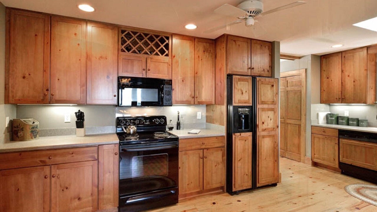 Photo of Kitchen in Lake Toxaway