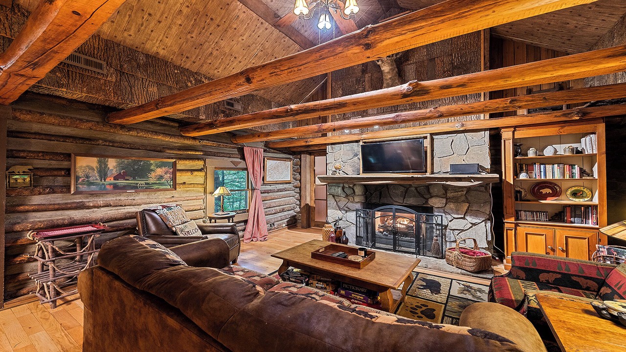 Photo of Livingroom in Waynesville