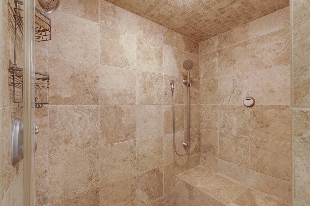 Photo of Bedroom in Sunnyside