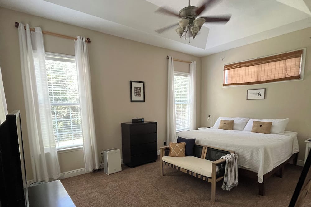 Photo of Bedroom in Killearn Estates