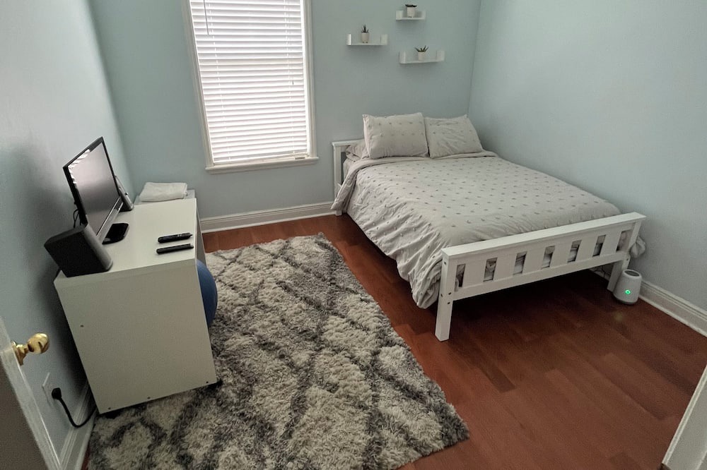 Photo of Bedroom in Killearn Estates