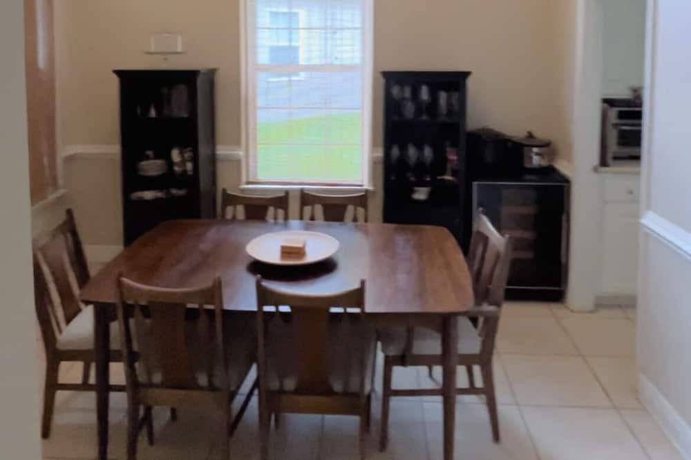 Photo of Others in Killearn Estates