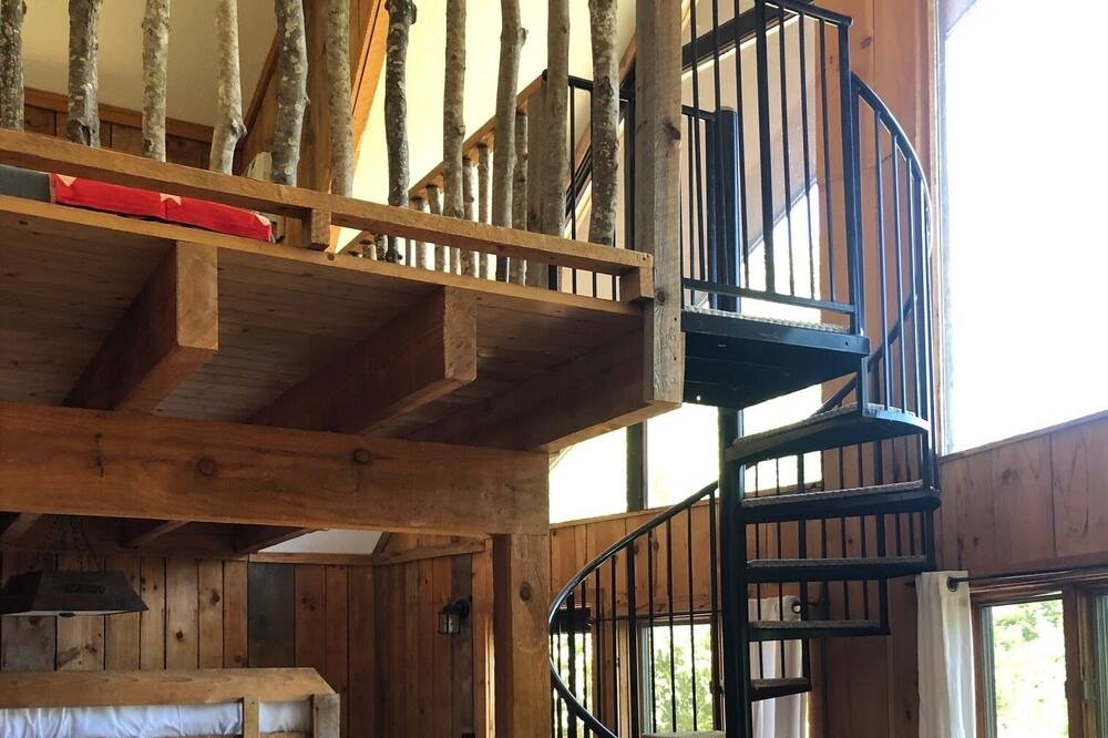 Photo of Bedroom in Lake Toxaway