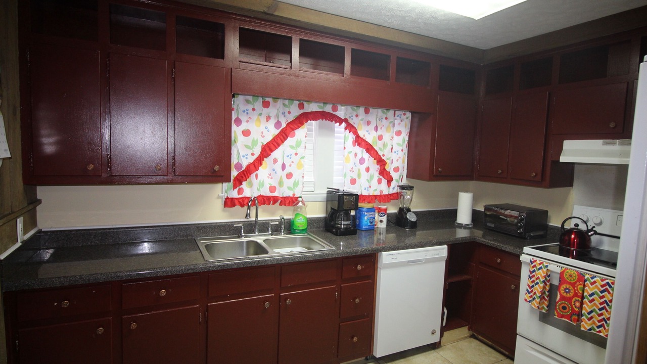 Photo of Kitchen in Cedar Grove