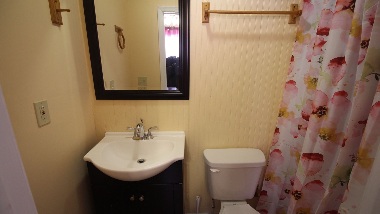 Photo of Bathroom in Cedar Grove