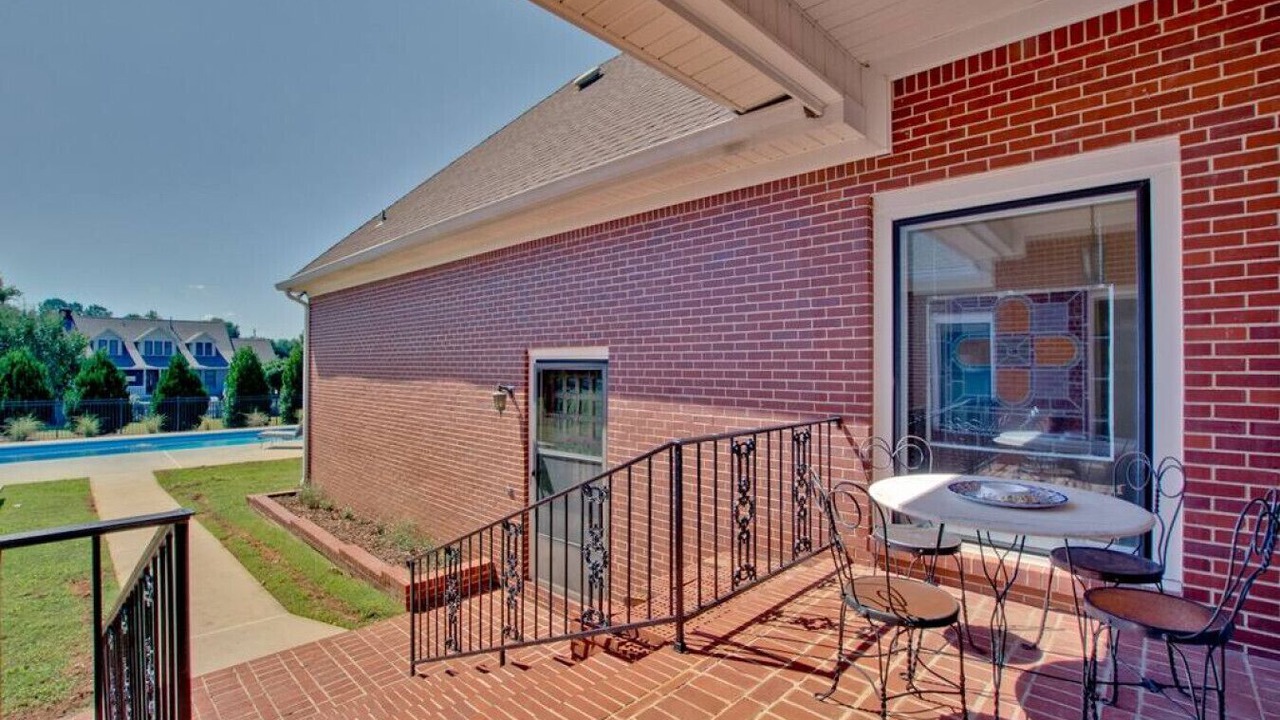 Photo of Patio Balcony in Madison
