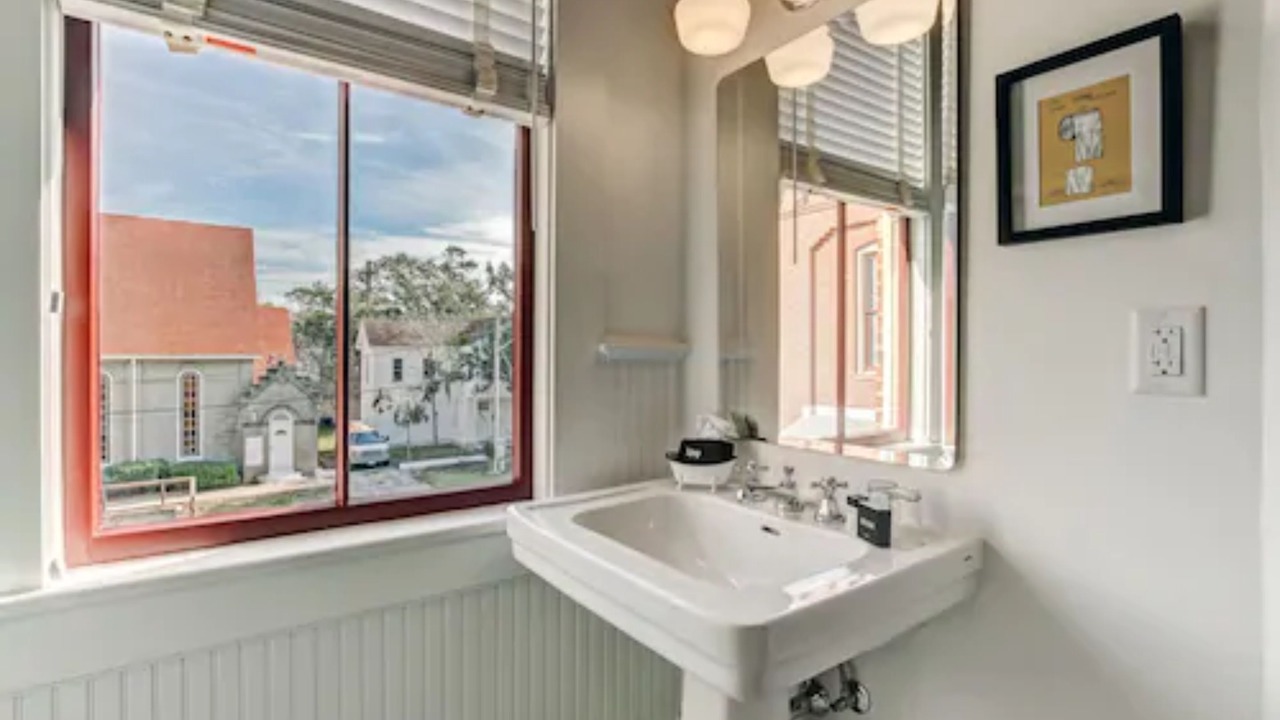 Photo of Bathroom in Fernandina Beach