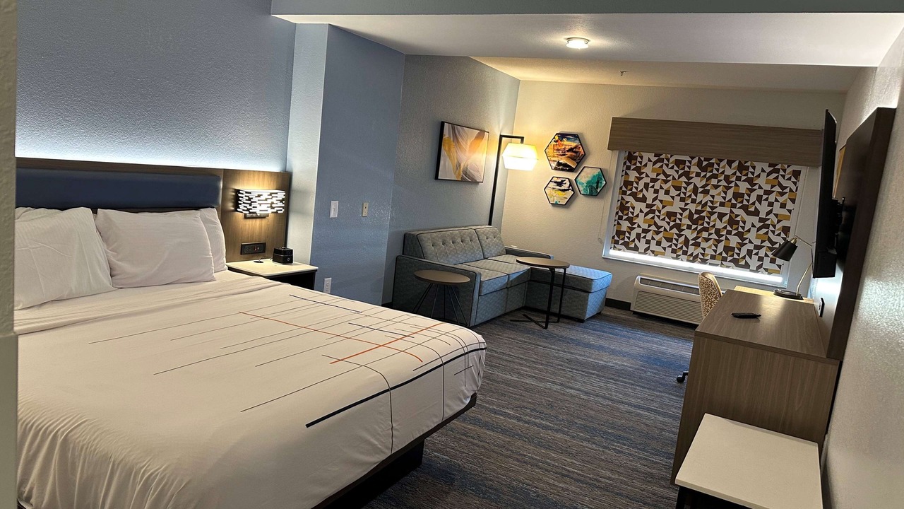 Photo of Bedroom in Macon