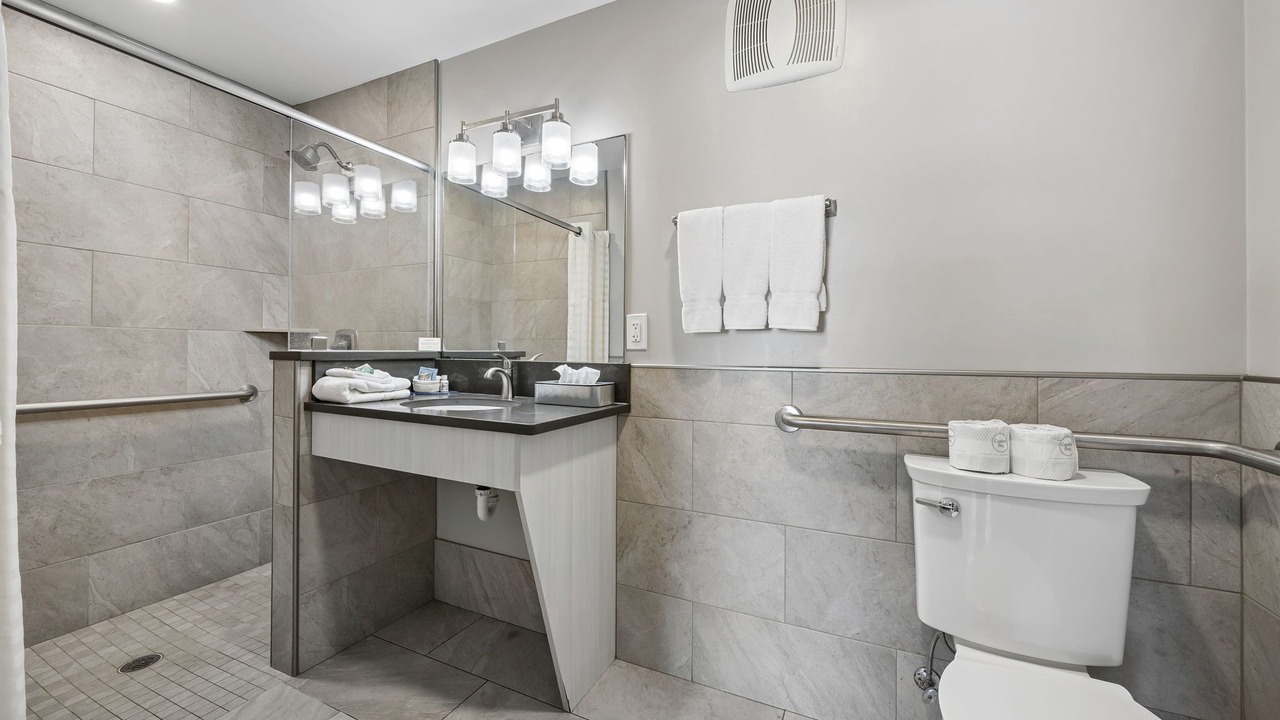 Photo of Bathroom in Fernandina Beach