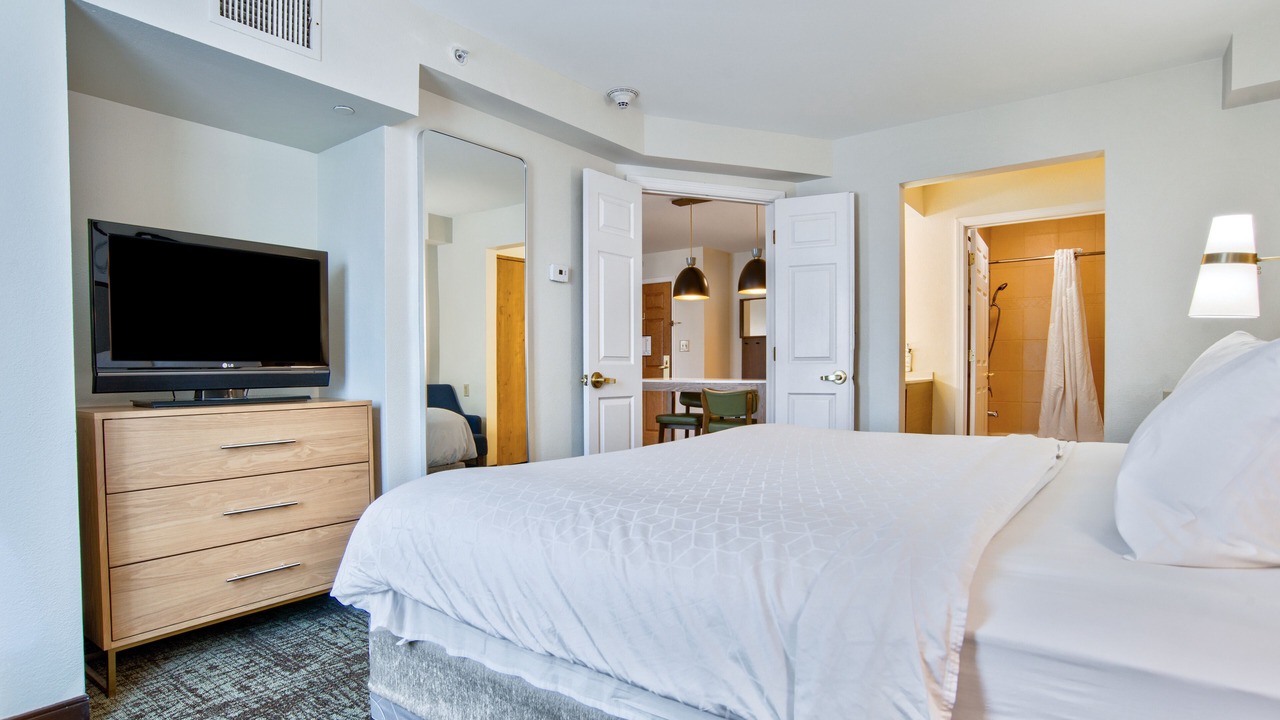 Photo of Bedroom in Oak