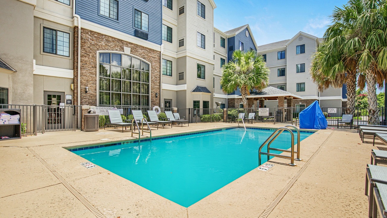 Photo of Outdoor in Oak