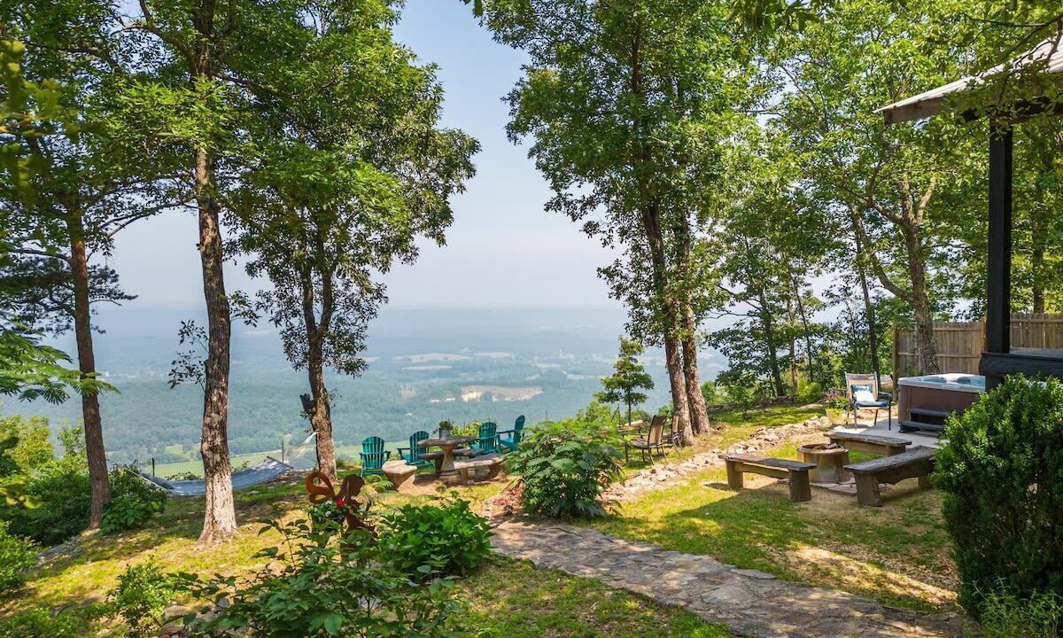 Photo of Outdoor in Valley Head