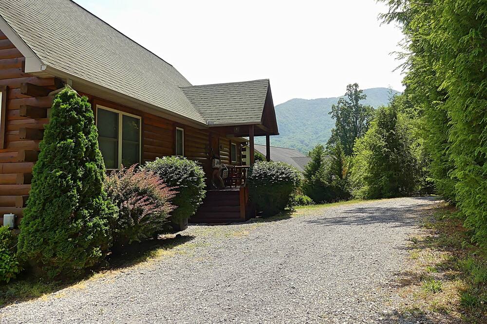 Photo of Outdoor in Waynesville