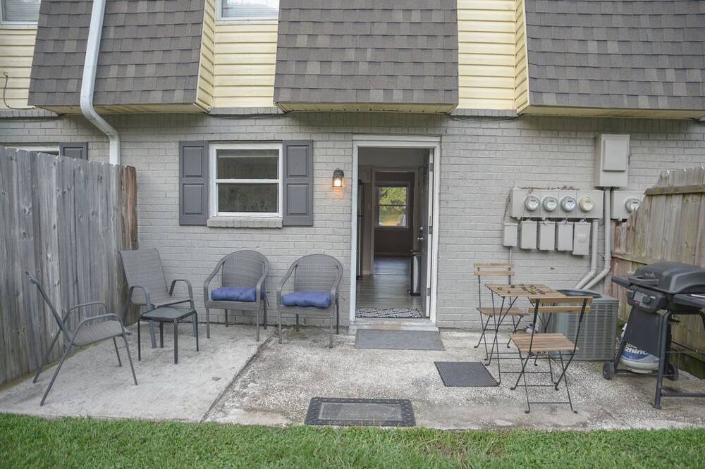 Photo of Patio Balcony in Grand Bay