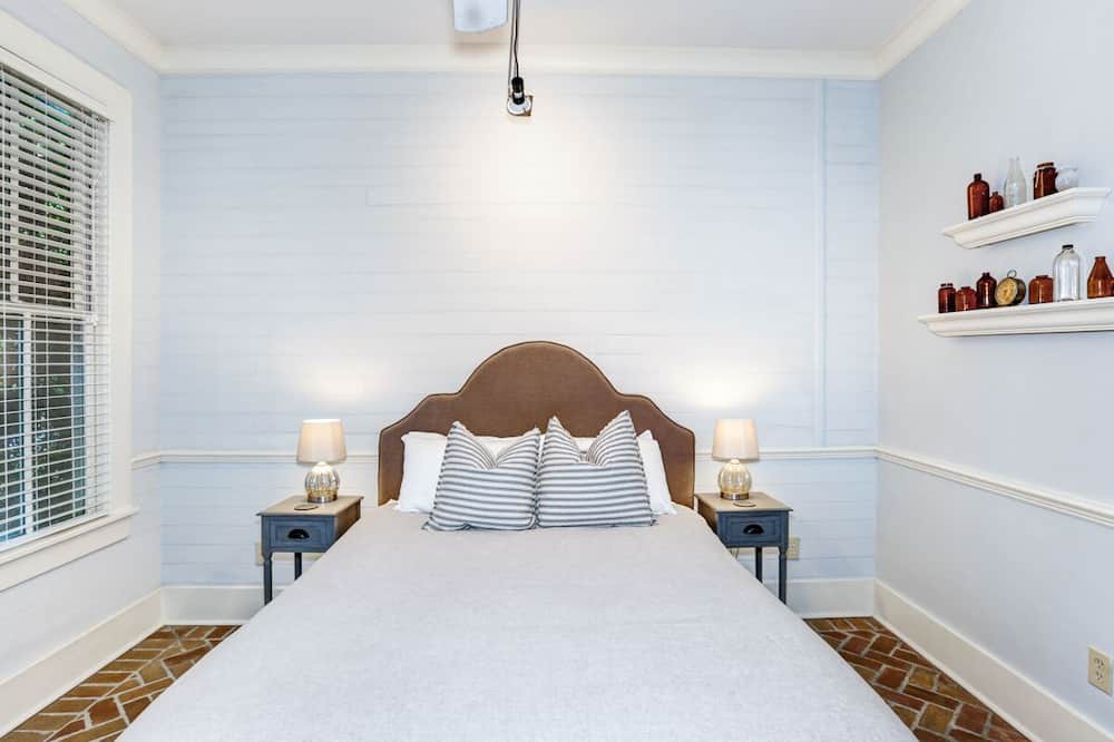 Photo of Bedroom in New Market