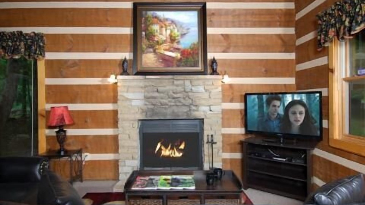 Photo of Livingroom in Rocky Grove