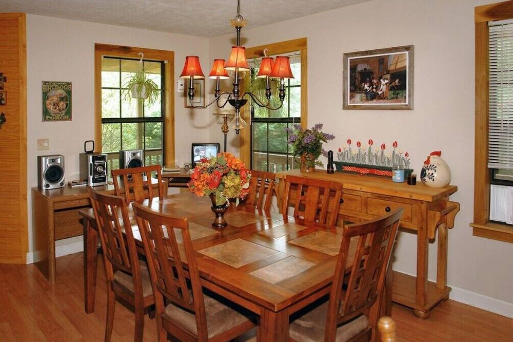 Photo of Kitchen in Cosby