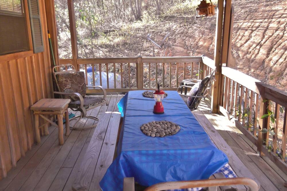 Photo of Patio Balcony in Cosby
