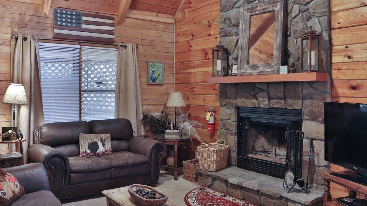 Photo of Livingroom in Pine Mountain
