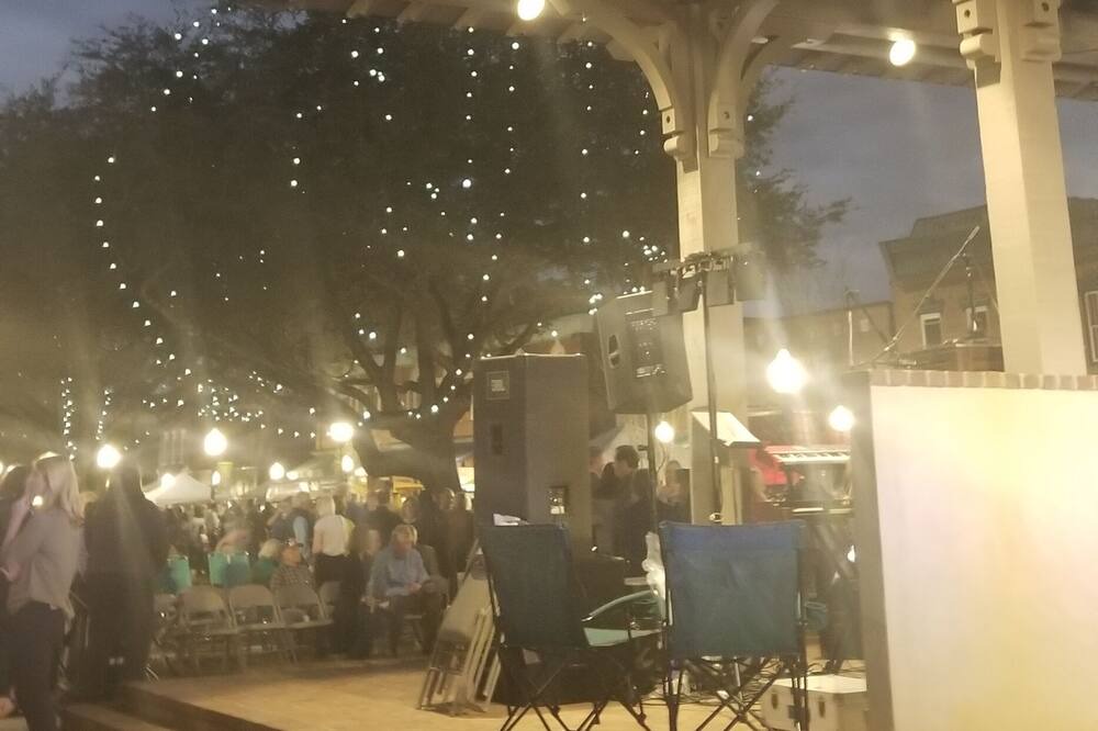 Photo of Outdoor in Summerville Historic District