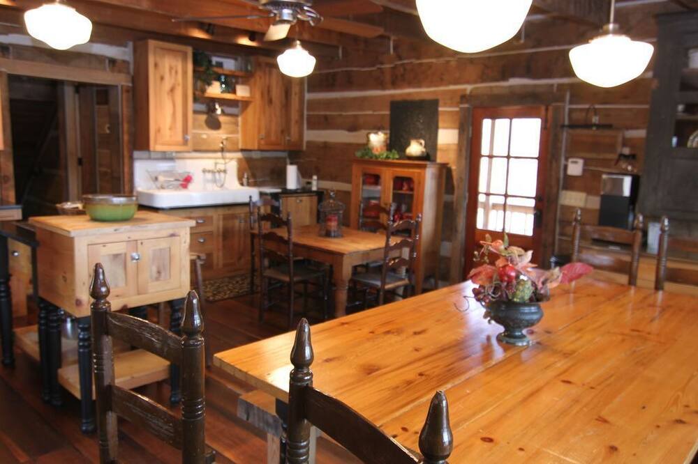 Photo of Kitchen in Guntersville