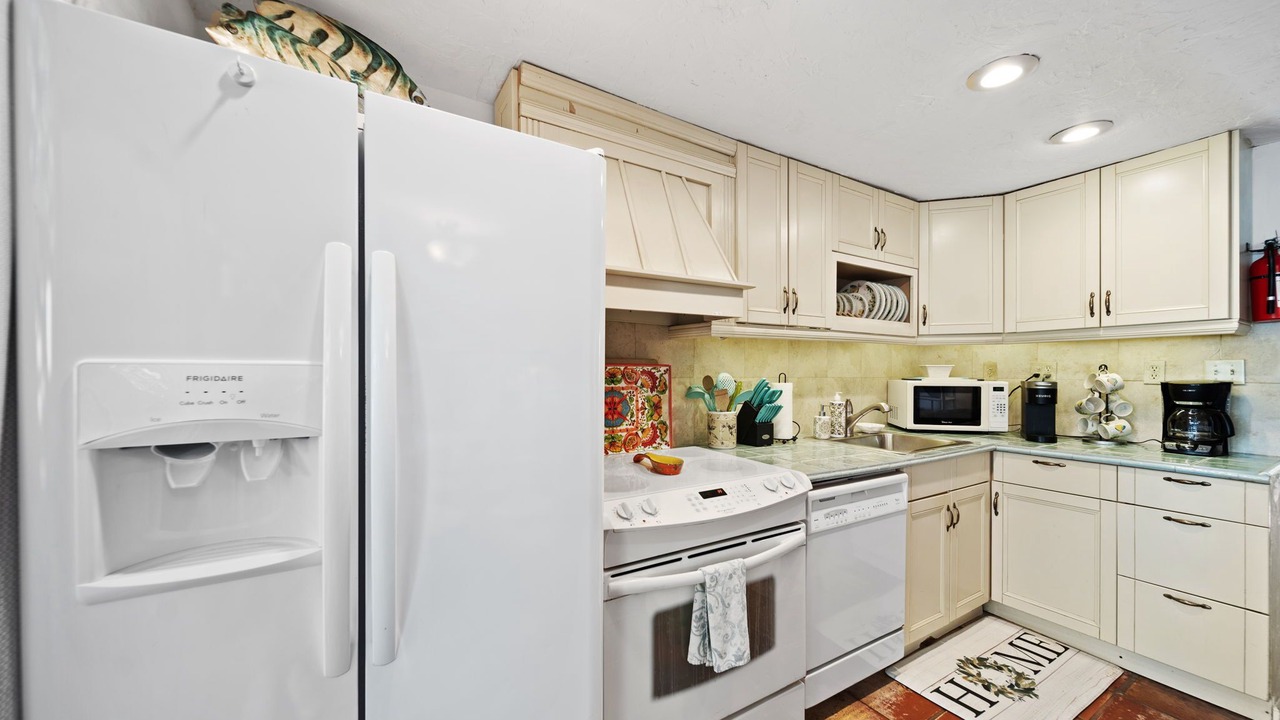 Photo of Kitchen in Pass-a-Grille