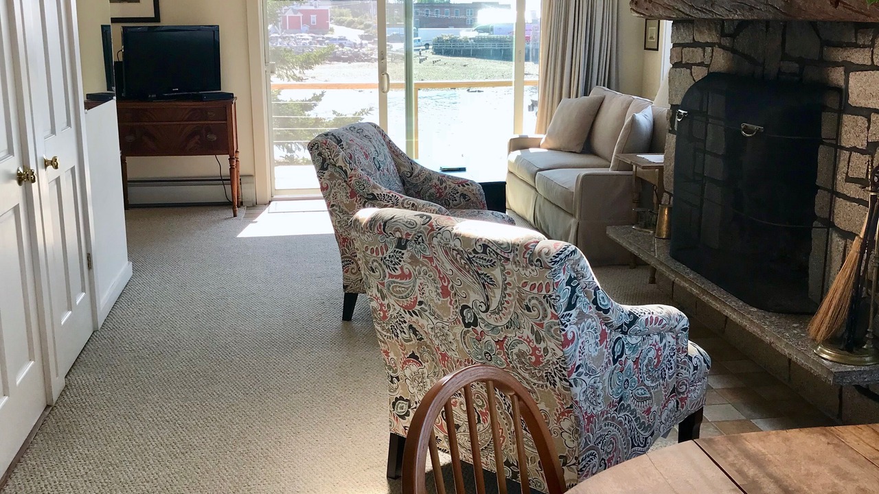 Photo of Livingroom in Bass Harbor