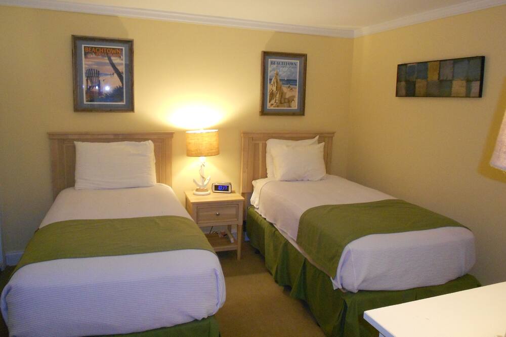 Photo of Bedroom in Jekyll Island