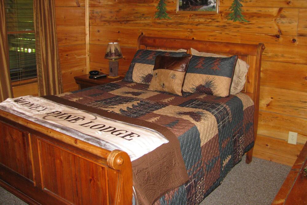 Photo of Bedroom in Sevierville